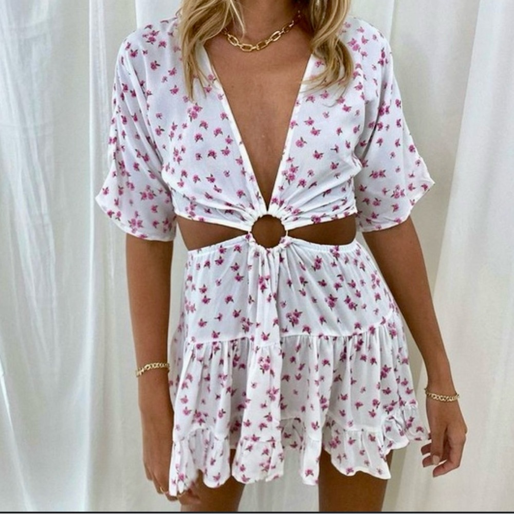 Isabelles Cabinet Floral Cutout Dress